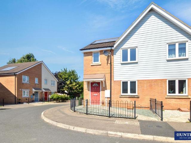 2 bedroom semi detached house for sale