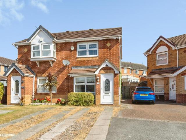 2 bedroom semi detached house for sale
