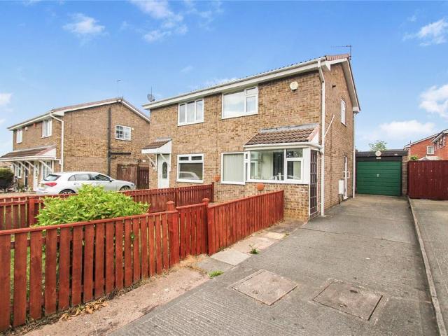 2 bedroom semi detached house for sale
