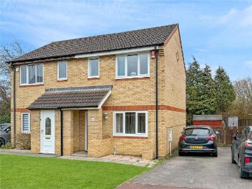 2 bedroom semi detached house for sale