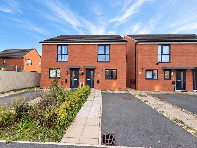 2 bedroom semi detached house for sale