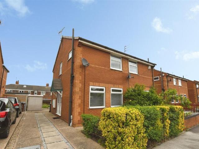 2 bedroom semi detached house for sale