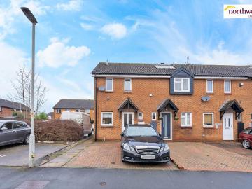 2 bedroom semi detached house for sale