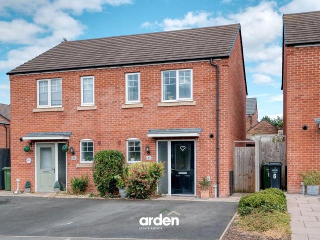 2 bedroom semi detached house for sale