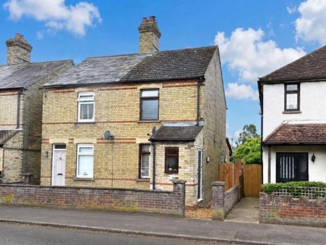 2 bedroom semi detached house for sale