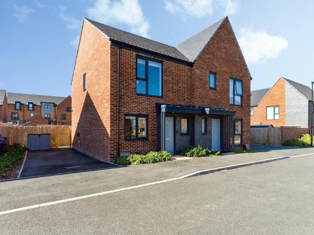 2 bedroom semi detached house for sale