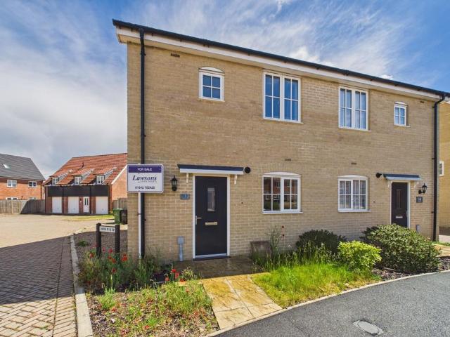 2 bedroom semi detached house for sale