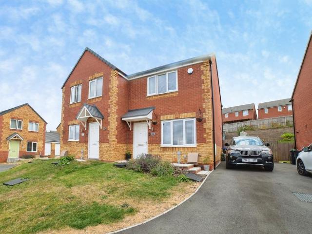 2 bedroom semi detached house for sale