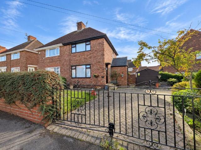 2 bedroom semi detached house for sale