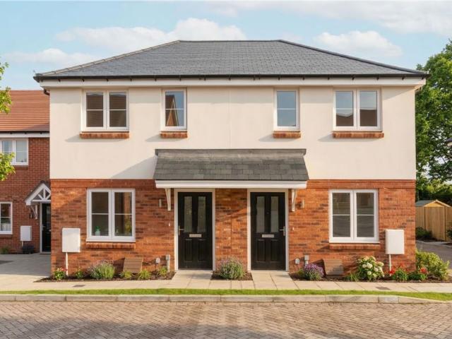 2 bedroom semi detached house for sale