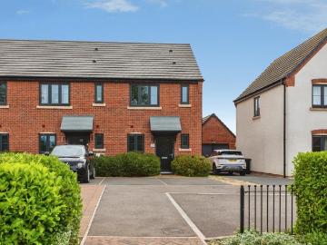 2 bedroom semi detached house for sale