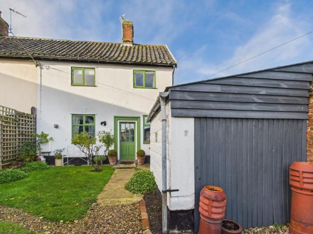 2 bedroom semi detached house for sale