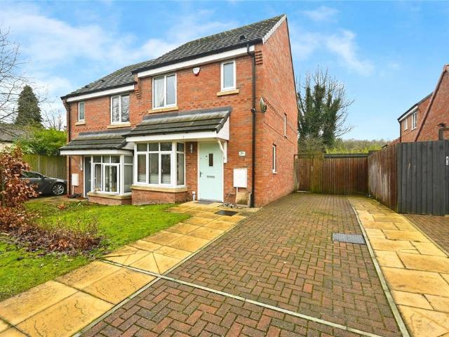 2 bedroom semi detached house for sale