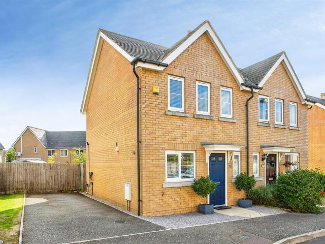 2 bedroom semi detached house for sale