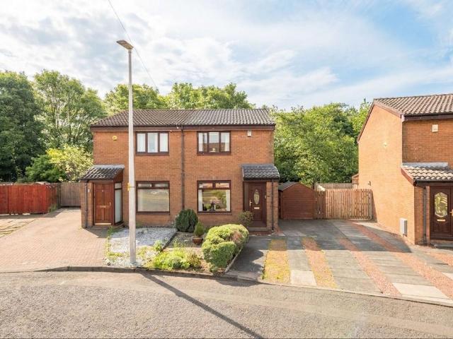 2 bedroom semi detached house for sale