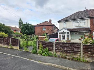 2 bedroom semi detached house for sale