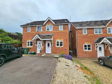 2 bedroom semi detached house for sale