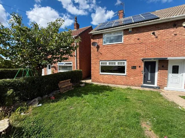 2 bedroom semi detached house for sale