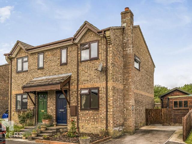 2 bedroom semi detached house for sale