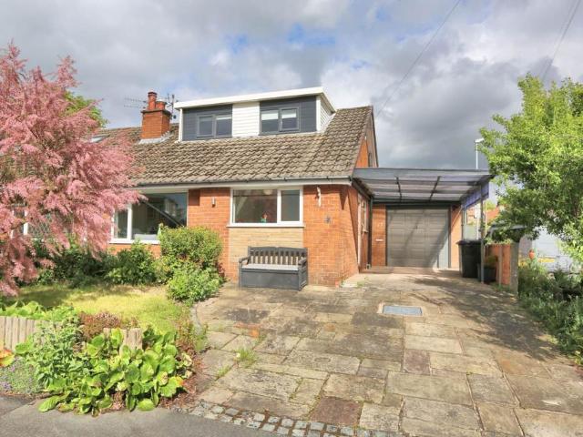 2 bedroom semi detached house for sale
