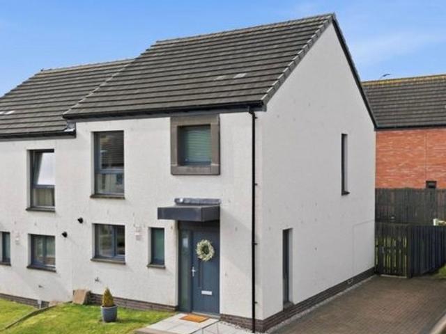 2 bedroom semi detached house for sale