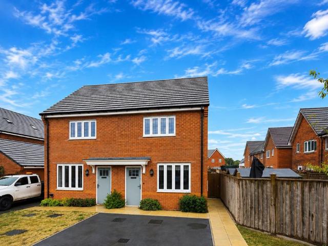2 bedroom semi detached house for sale