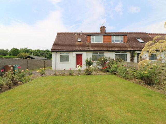 2 bedroom semi detached house for sale
