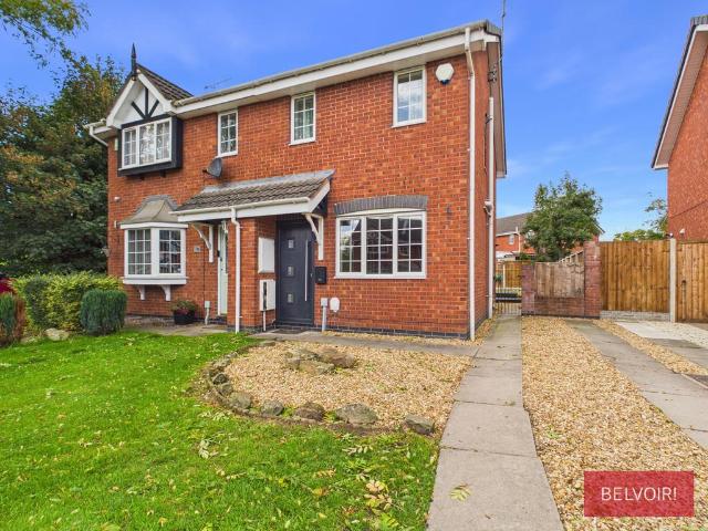 2 bedroom semi detached house for sale