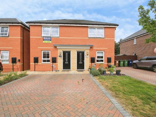 2 bedroom semi detached house for sale