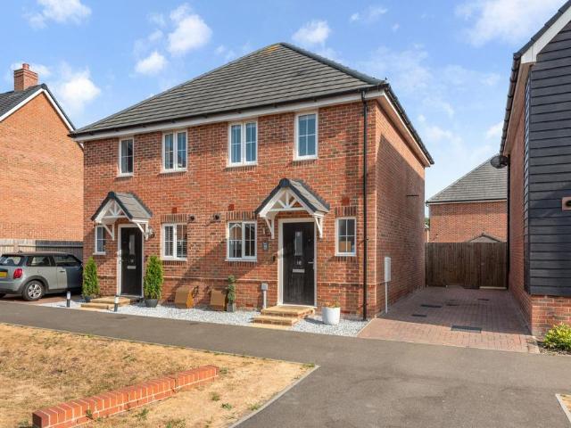 2 bedroom semi detached house for sale