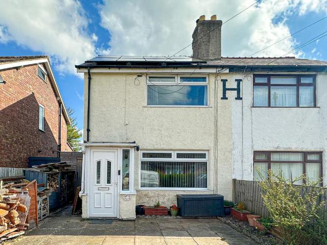 2 bedroom semi detached house for sale
