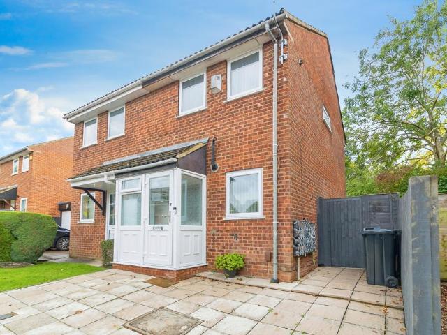 2 bedroom semi detached house for sale