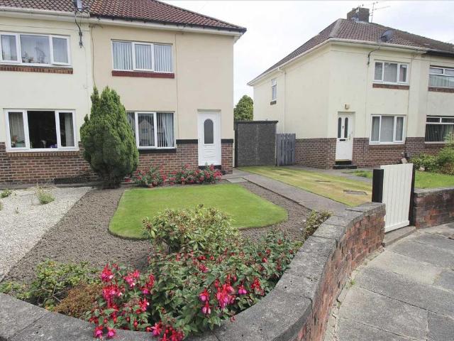 2 bedroom semi detached house for sale