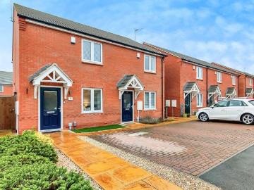 2 bedroom semi detached house for sale