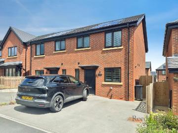 2 bedroom semi detached house for sale
