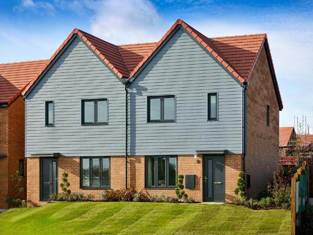 2 bedroom semi detached house for sale