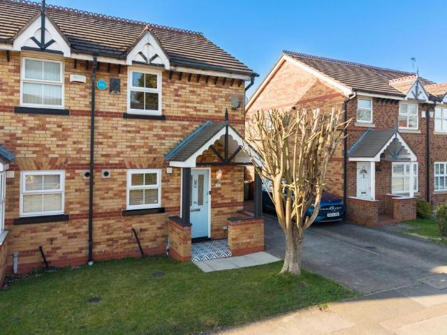 2 bedroom semi detached house for sale