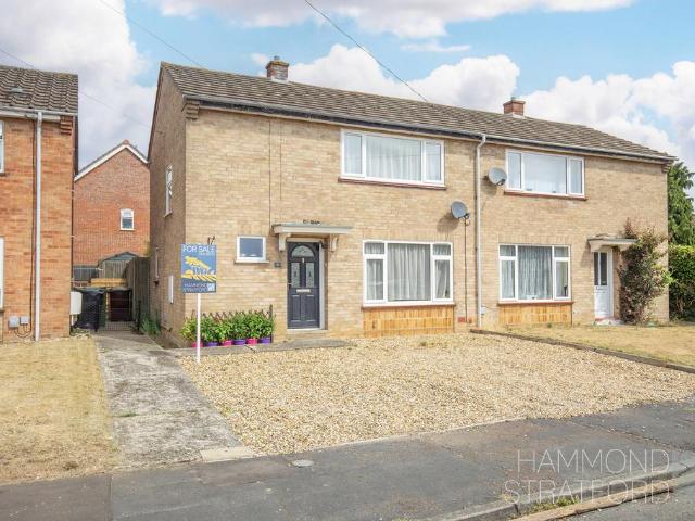 2 bedroom semi detached house for sale