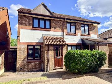 2 bedroom semi detached house for sale