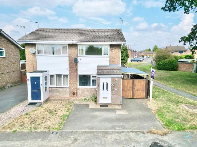 2 bedroom semi detached house for sale