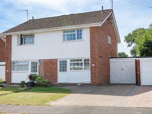 2 bedroom semi detached house for sale