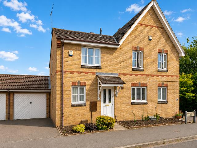 2 bedroom semi detached house for sale