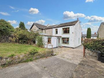 House for sale in Southfield Burnley - Parking