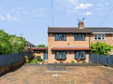 2 bedroom semi detached house for sale