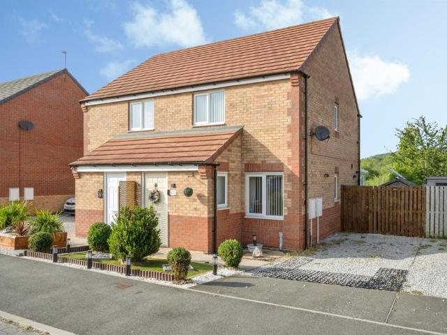 2 bedroom semi detached house for sale