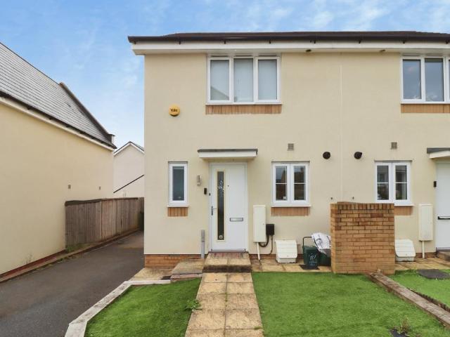 2 bedroom semi detached house for sale