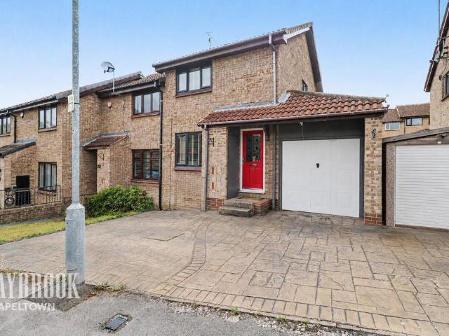 2 bedroom semi detached house for sale