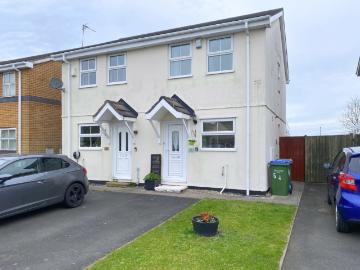 Oldbury, Sandwell county, Midlands - Garden