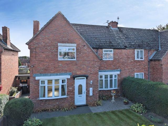 2 bedroom semi detached house for sale