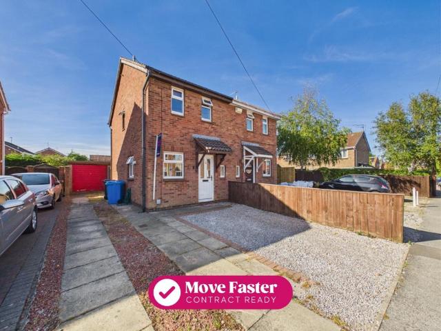 2 bedroom semi detached house for sale